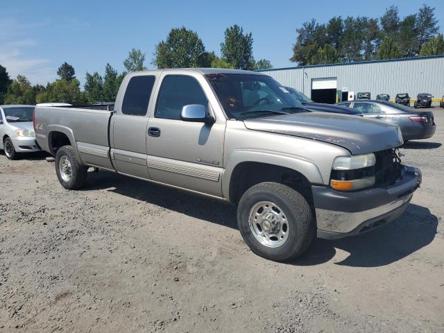 1GCHK29U32E268884 - 2002 CHEVROLET SILVERADO K2500 HEAVY DUTY TAN photo 4