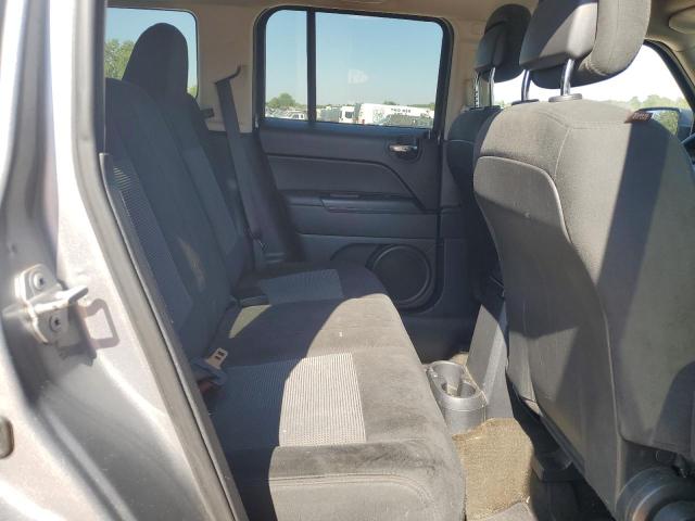 1C4NJPBA5GD588840 - 2016 JEEP PATRIOT SPORT GRAY photo 11