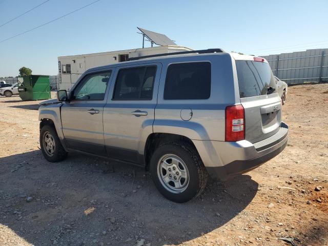 1C4NJPBA5GD588840 - 2016 JEEP PATRIOT SPORT GRAY photo 2