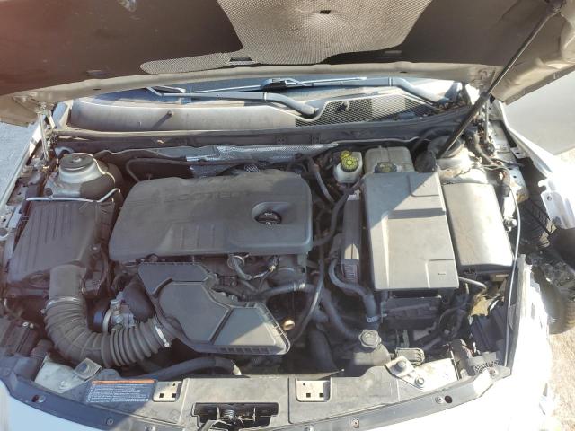 W04GS5EC1B1022735 - 2011 BUICK REGAL CXL SILVER photo 11