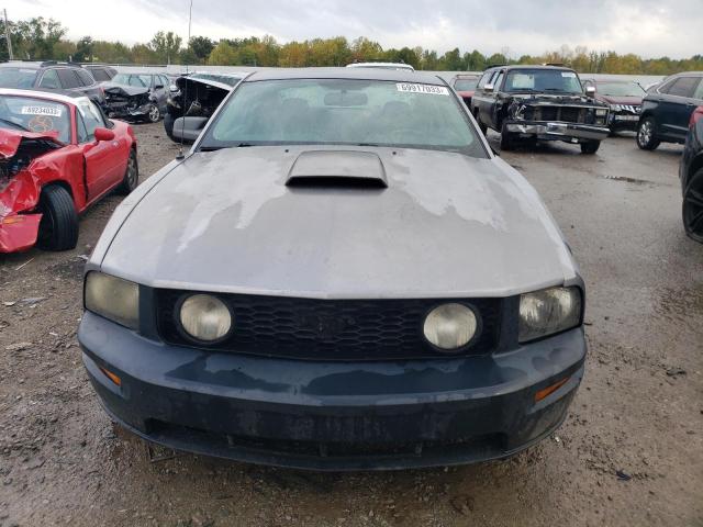 1ZVFT82HX75231596 - 2007 FORD MUSTANG GT GRAY photo 5