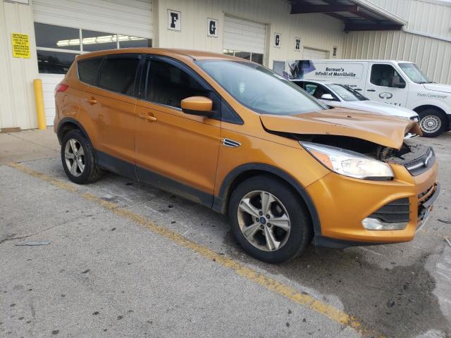 1FMCU0G70GUC29166 - 2016 FORD ESCAPE SE GOLD photo 4