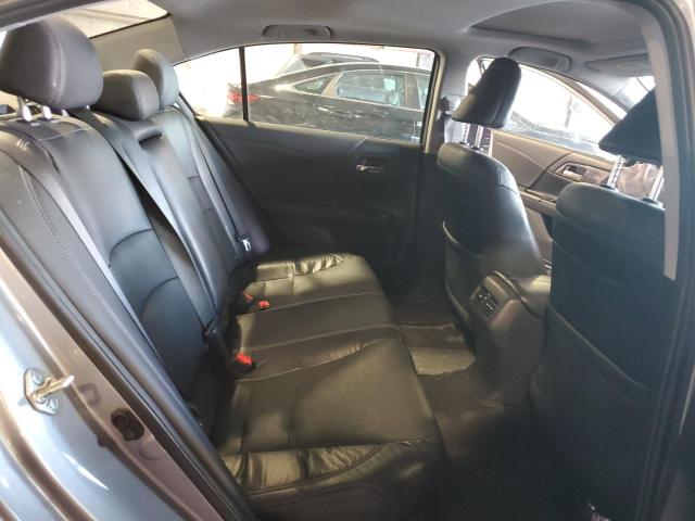 1HGCR2F82HA024464 - 2017 HONDA ACCORD EXL SILVER photo 10