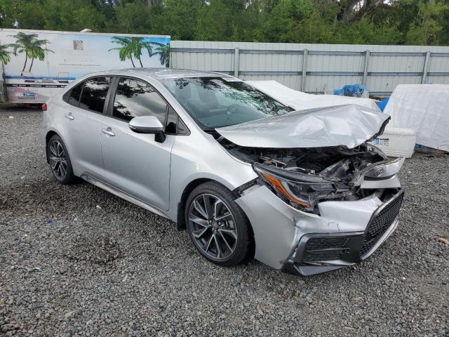 JTDS4MCE0NJ096869 - 2022 TOYOTA COROLLA SE SILVER photo 4