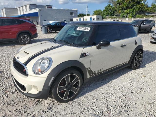 2011 MINI COOPER S, 