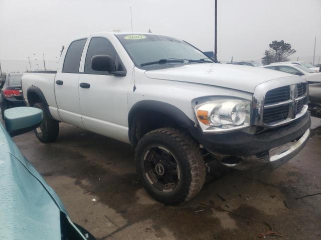3D7KS28D27G817732 - 2007 DODGE RAM 2500 ST WHITE photo 4