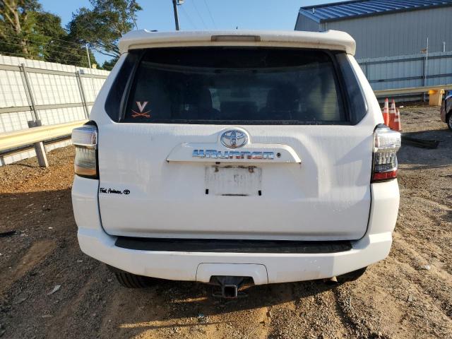 JTEBU5JR9K5715075 - 2019 TOYOTA 4RUNNER SR5/SR5 PREMIUM Biały zdjęcie 6