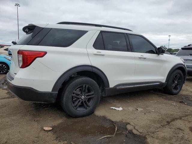 1FMSK8DH6PGB36468 - 2023 FORD EXPLORER XLT WHITE photo 3