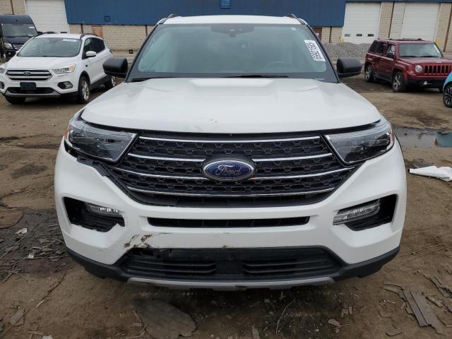 1FMSK8DH6PGB36468 - 2023 FORD EXPLORER XLT WHITE photo 5