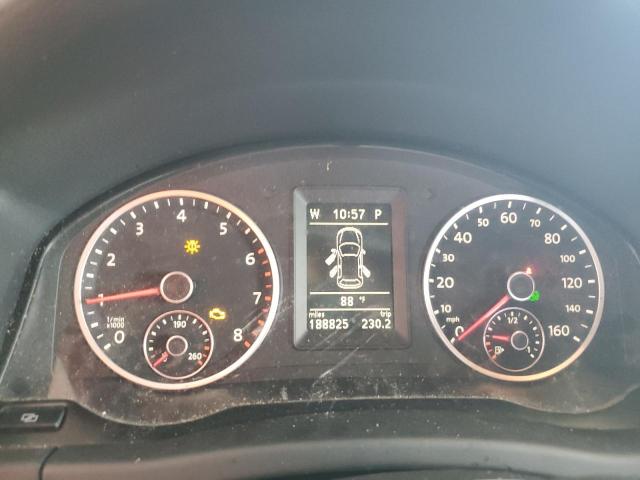 WVGAV7AX9AW524333 - 2010 VOLKSWAGEN TIGUAN S SILVER photo 9