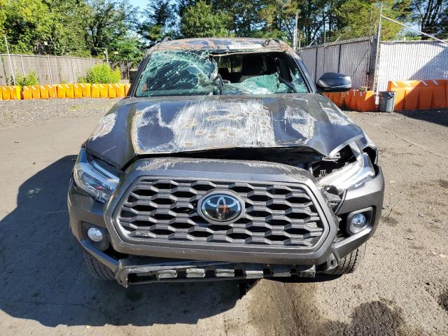 3TMCZ5AN0PM575863 - 2023 TOYOTA TACOMA DOUBLE CAB GRAY photo 5