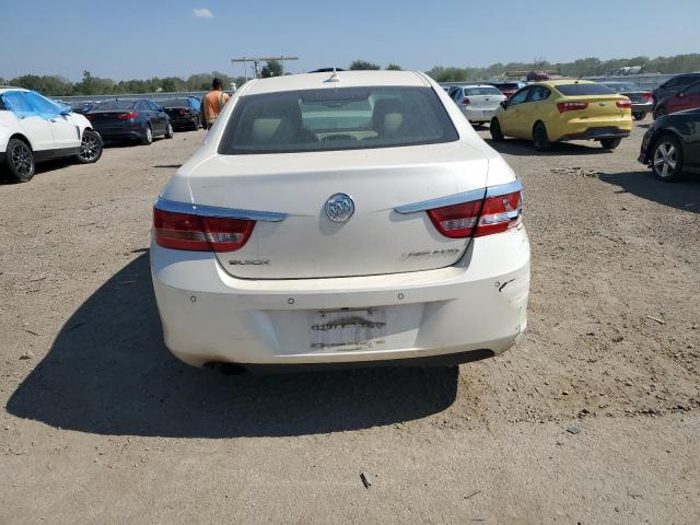 1G4PS5SK6D4234318 - 2013 BUICK VERANO WHITE photo 6