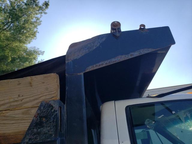 1GDJ7H1E61J900353 - 2001 GMC C-SERIES C7H042 白色 照片 9