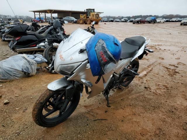 MLHNC5109M5700985 - 2021 HONDA CBR300 R SILVER photo 2