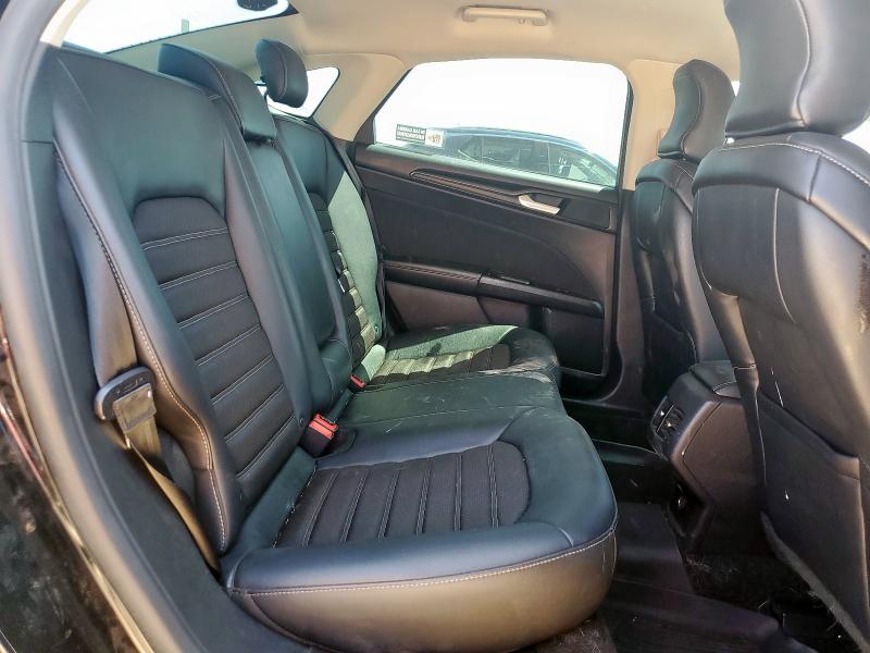 3FA6P0HD0JR145043 - 2018 FORD FUSION SE 黑色 照片 10