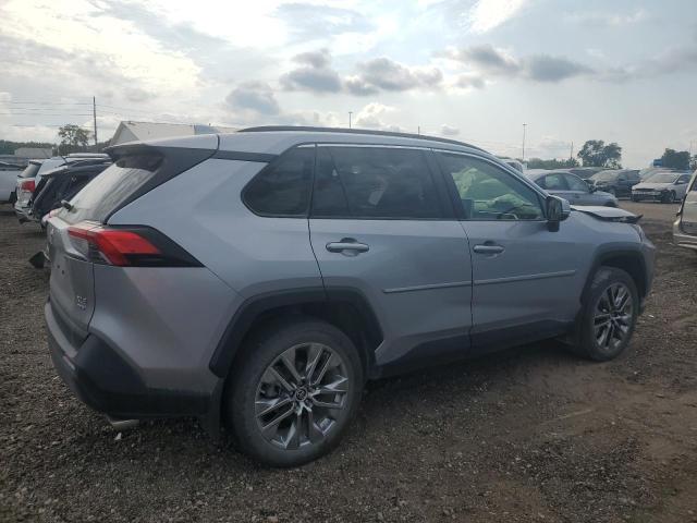 JTMA1RFV5KD503348 - 2019 TOYOTA RAV4 XLE PREMIUM GRAY photo 3