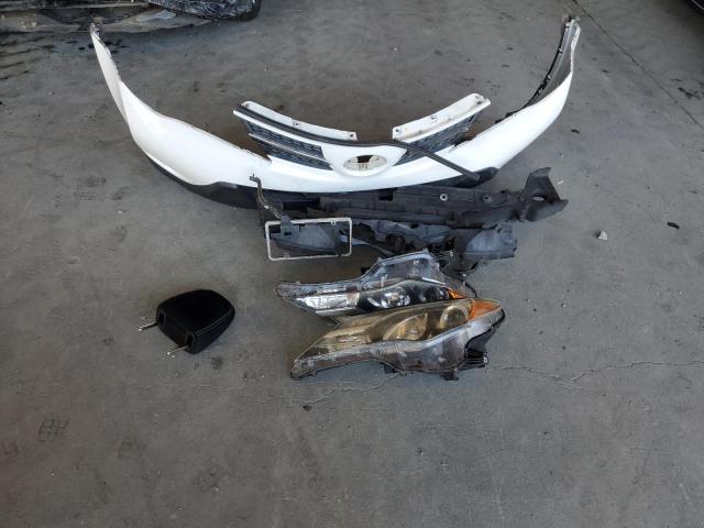 2T3WFREV0FW189108 - 2015 TOYOTA RAV4 XLE WHITE photo 13