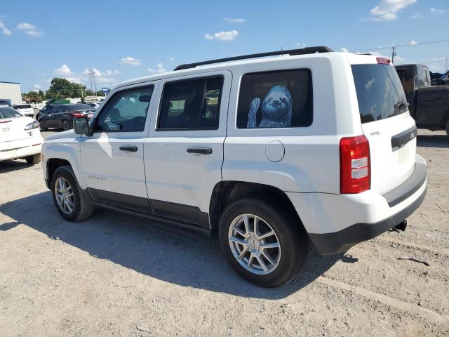 1C4NJPBA2GD652185 - 2016 JEEP PATRIOT SPORT Weiß Foto 2