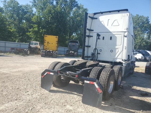 3AKJHHDR0RSUX1806 - 2024 FREIGHTLINER CASCADIA 126 WHITE photo 4