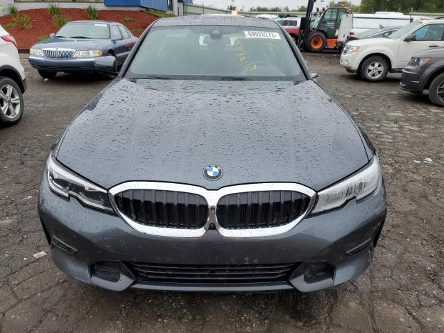 3MW5R7J05M8B53839 - 2021 BMW 330XI GRAY photo 5