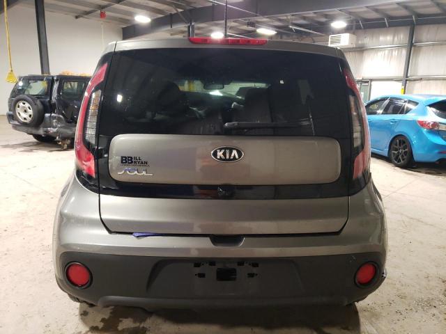 KNDJN2A20K7683135 - 2019 KIA SOUL GRAY photo 6