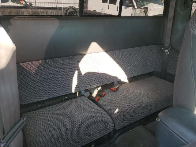1B7GG22Y4WS522829 - 1998 DODGE DAKOTA WHITE photo 10