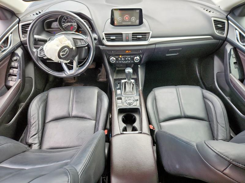 3MZBN1V32JM181679 - 2018 MAZDA 3 TOURING SILVER photo 8