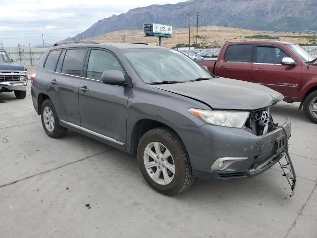 5TDBK3EH2DS211352 - 2013 TOYOTA HIGHLANDER BASE ნაცრისფერი ფოტო 4