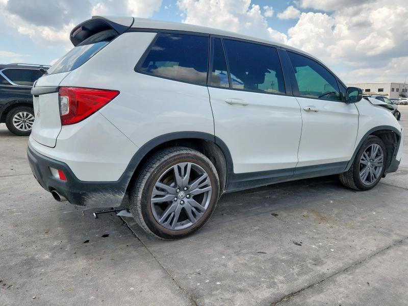 5FNYF7H57MB002751 - 2021 HONDA PASSPORT EXL Weiß Foto 3
