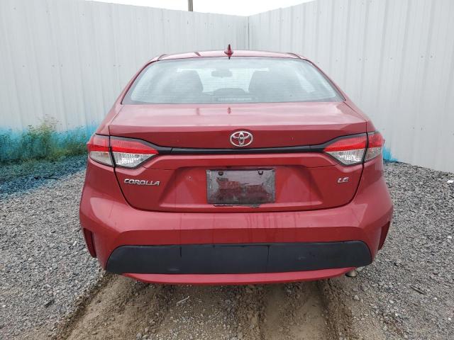 5YFEPMAE8MP231940 - 2021 TOYOTA COROLLA LE RED photo 6