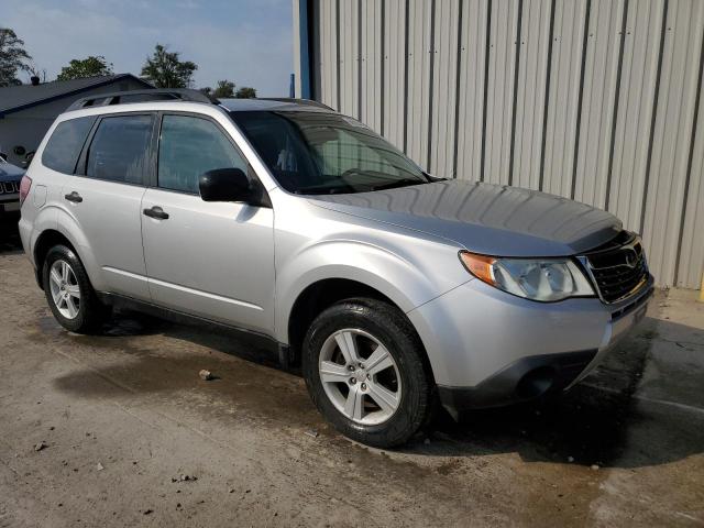 JF2SH6BC5AH778665 - 2010 SUBARU FORESTER XS Gümüş foto 4