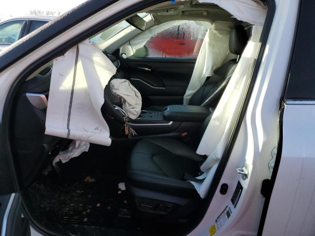 5TDGZRBH9NS186945 - 2022 TOYOTA HIGHLANDER XLE თეთრი ფოტო 7