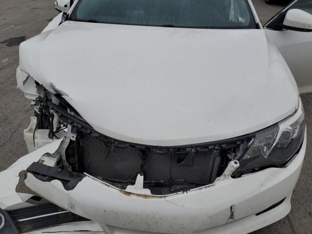 4T1BF1FK7CU525295 - 2012 TOYOTA CAMRY BASE WHITE photo 11