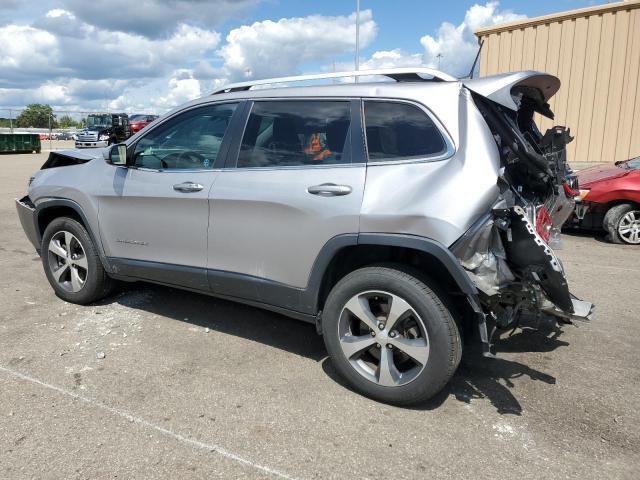 1C4PJMDN5KD180418 - 2019 JEEP CHEROKEE LIMITED SILVER photo 2
