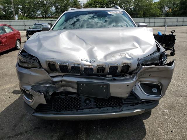 1C4PJMDN5KD180418 - 2019 JEEP CHEROKEE LIMITED SILVER photo 5