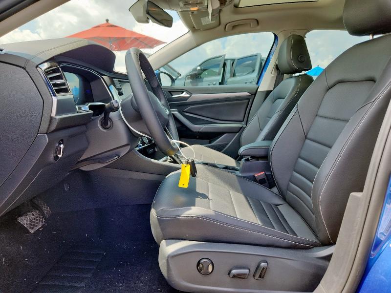 3VW7M7BU4RM018827 - 2024 VOLKSWAGEN JETTA SE BLUE photo 7