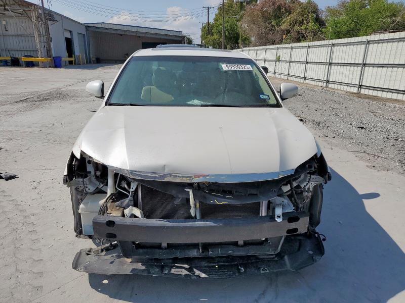 4T1BK3DB7BU371468 - 2011 TOYOTA AVALON BASE Білий фото 5