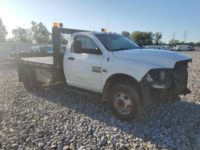 3C7WRSBL2JG116111 - 2018 RAM 3500 თეთრი ფოტო 4