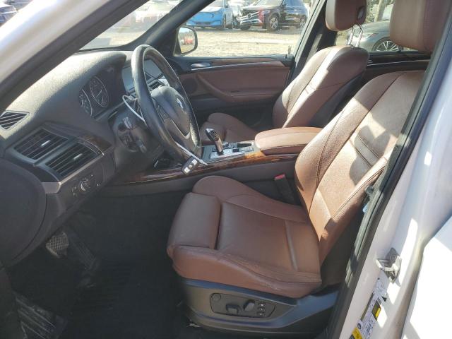 5UXZV8C57D0C16711 - 2013 BMW X5 XDRIVE50I WHITE photo 7