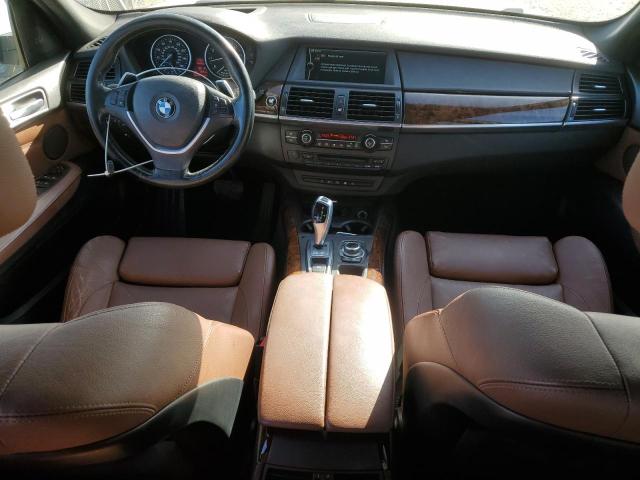 5UXZV8C57D0C16711 - 2013 BMW X5 XDRIVE50I WHITE photo 8