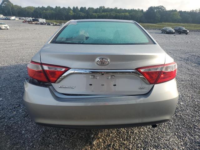 4T4BF1FK8GR557197 - 2016 TOYOTA CAMRY LE SILVER photo 6