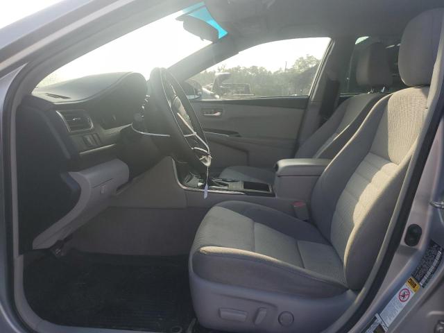 4T4BF1FK8GR557197 - 2016 TOYOTA CAMRY LE SILVER photo 7