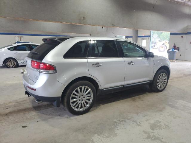 2LMDJ8JK2DBL22723 - 2013 LINCOLN MKX SILVER photo 3