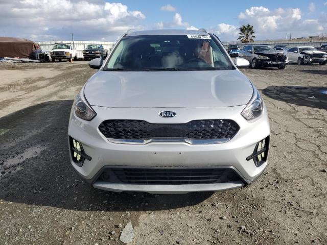 KNDCB3LC3L5396060 - 2020 KIA NIRO LX SILVER photo 5