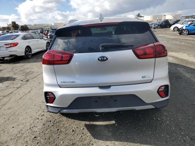 KNDCB3LC3L5396060 - 2020 KIA NIRO LX SILVER photo 6