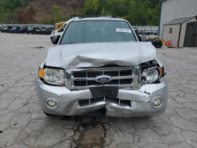 1FMCU9D77BKA26420 - 2011 FORD ESCAPE XLT SILVER photo 5