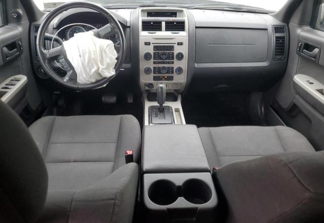 1FMCU9D77BKA26420 - 2011 FORD ESCAPE XLT SILVER photo 8