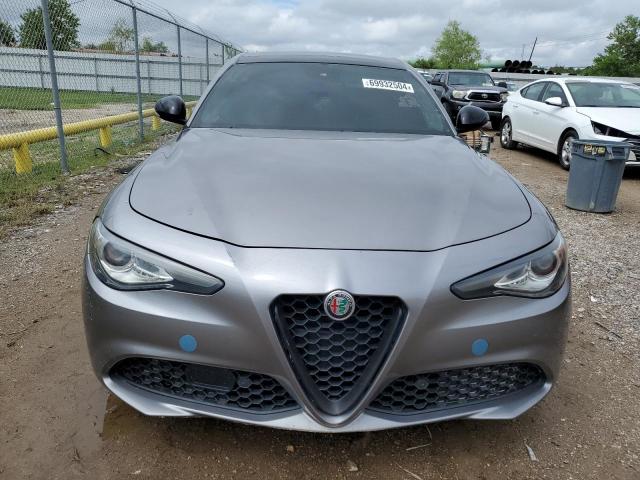 ZARFAEBN6H7543777 - 2017 ALFA ROMEO GIULIA GRAY photo 5