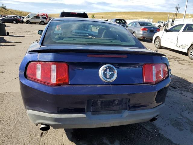 1ZVBP8AM4B5102926 - 2011 FORD MUSTANG BLUE photo 6