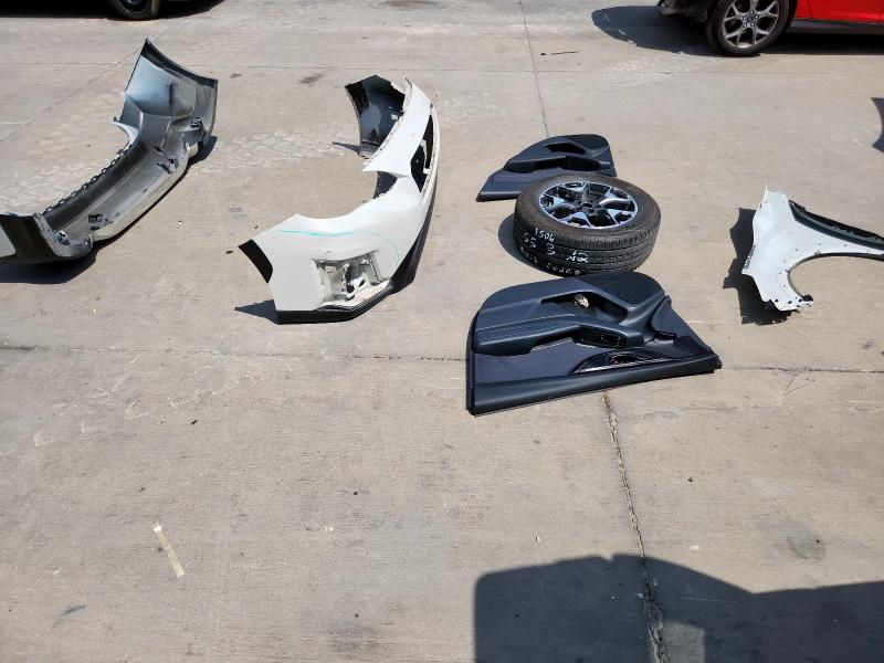 JF2GTACCXK8376289 - 2019 SUBARU CROSSTREK PREMIUM Blanc photo 12